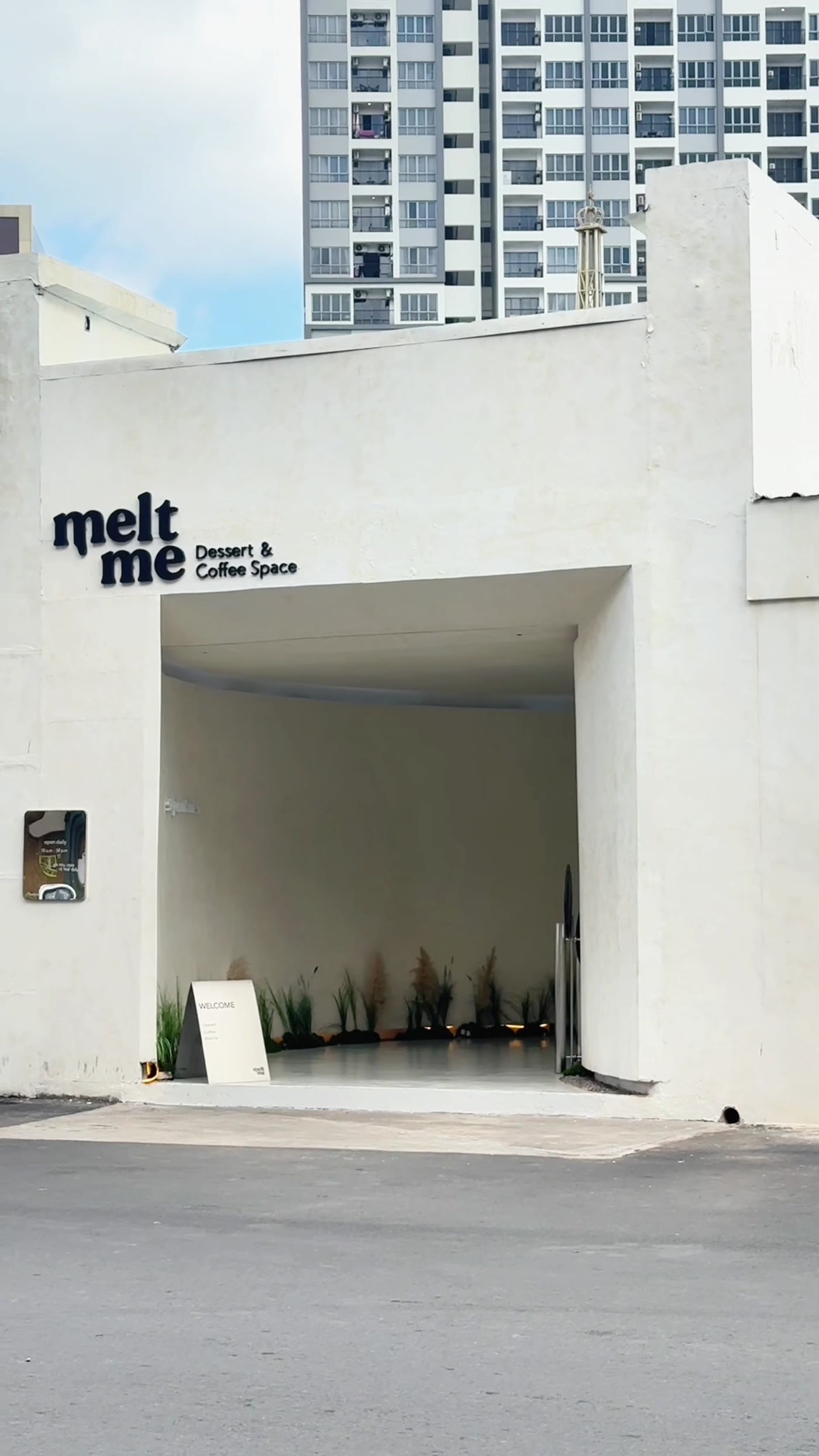 Melt Me storefront at Citywalk Harbour Bay Batam, 2 minutes from ferry terminal